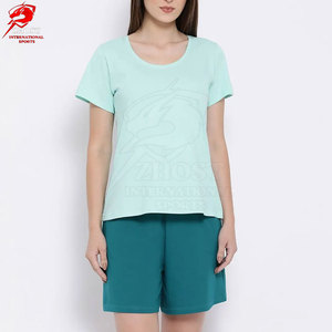 เสื้อยืดผู้หญิงแฟชั่นขายส่ง ชุดเซ็ตผ้าบางเบา สวมใส่สบาย ดีไซน์ทันสมัยสำหรับแฟชั่นฤดูร้อน - Product Image 4
