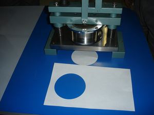 Poinçonneuse et découpeuse de papier 100 cm carré - Product Image 4