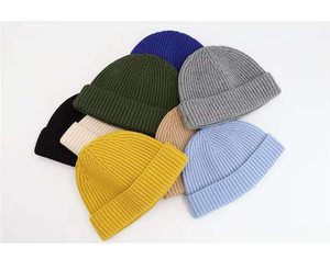 Bonnet d'hiver côtelé en tricot 100 % polyester pour adultes, chapeau pour temps froid avec chaînes à sequins pour usage quotidien en extérieur - Product Image 6