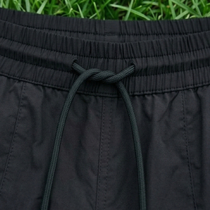Shorts coupe-vent personnalisés unisexes en polyester/nylon imperméables, séchage rapide, respirants, style hip-hop, taille à cordon de serrage - Product Image 3