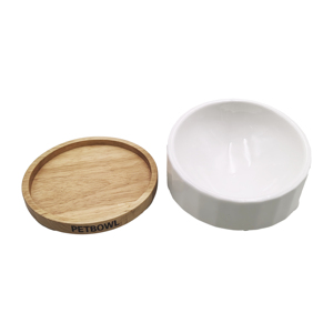 Bol en céramique blanche pour animaux de compagnie avec base en bambou, plat de nourriture et d'eau pour chien et chat, utilisation domestique moderne - Product Image 3