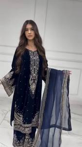 Ensemble Salwar Kameez Traditionnel Indien et Pakistanais pour Femme, Bleu Marine, Brodé, en Coton, Coupe Ample, Longueur Cheville, Tenue Décontractée - Product Image 2