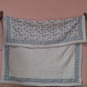 Wholesale Organic Eco-Friendly Handmade Reversible 100% Cotton Luxury <b>Quilt</b> with Hand Block Printed Design From Rajasthan - Product Image 3