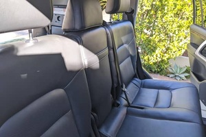 Toyota Land Cruiser Usado en Buen Estado - Product Image 2