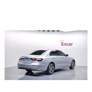 Mercedes-Benz Classe E E350 4MATIC Avantgarde 2022, 33 280 km, boîte automatique, sièges en cuir, conduite à gauche, caméra de recul - Product Image 2