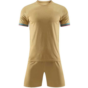 Uniforme de Fútbol Personalizado con Gráficos Impresos por Transferencia de Calor Resistentes a la Decoloración, 100% Poliéster Transpirable, Sublimación Personalizada - Product Image 1