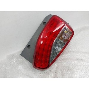 ไฟท้ายขวา LED ของแท้ ปี 2011 2011-2013 รุ่น Ray  92402A31 มือสอง - Product Image 2