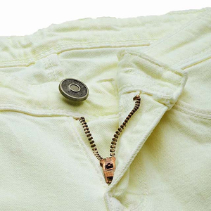 Jean droit taille haute respirant et extensible pour femme, couleur unie, coupe droite, avec poches et fermeture éclair, en denim de coton - Product Image 5