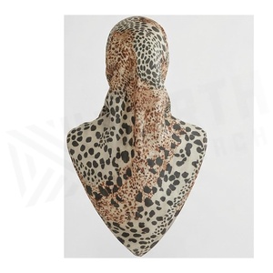 Pañuelo de Seda con Estampado de Leopardo para Mujer, Accesorio de Moda Elegante y Multifuncional para Todas las Temporadas, Cuadrado - Product Image 2