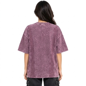 Camisetas urbanas casuales y elegantes para mujer, estilo oversized con lavado ácido, ideales para atuendos casuales diarios. - Product Image 5