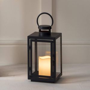 Durable metal candle lantern with strong handle easy to carry for outdoor activities and <b>emergency</b> <b>lighting</b> purposes - Product Image 4