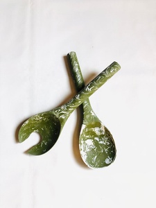 Ensemble de saladiers en résine de qualité supérieure Artizon Studio, cuillère et fourchette, design marbré fait main, résistant aux aliments, passe au lave-vaisselle, au micro-ondes et au four, pour la cuisine - Product Image 4