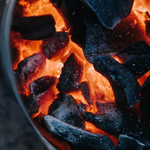 Charbon de bois de tamarin avec longue durée de combustion et efficace pour griller de la viande de barbecue avec un arôme distinctif - Product Image 6