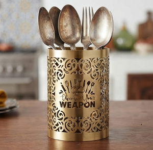 Porta Cubiertos Metálico Dorado Perforado, Organizador de Utensilios con Diseño 'Cheers' para Cocina - Product Image 5