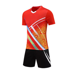 Ensemble de maillots de football personnalisés respirants avec impression du logo et des numéros de l'équipe, pour clubs et académies de football - Product Image 1