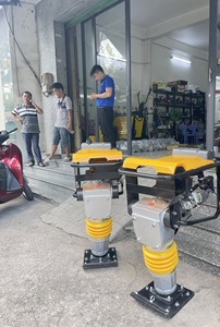 Apisonadora Eléctrica Súper Rápida HCD110 220V, Compactadora de Concreto, Fuerza de Impacto de 13kN, 700t/min, Motor de 2kw/3kw para Carreteras - Product Image 5