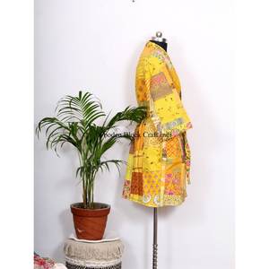 Kimono Kantha Multicolor de Seda con Parches Hechos a Mano, Túnica Kantha Única para Invierno, Chaqueta Kimono India con Parches a Precio de Fábrica - Product Image 5