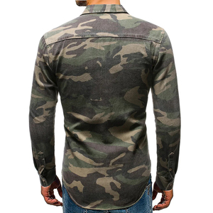 Camisa de mezclilla casual de camuflaje para hombre, manga larga, para uso exterior, con solapa y botones, estilo urbano, blusa verde de algodón - Product Image 5