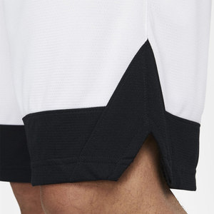 Shorts de basketball personnalisables pour hommes style urbain, en toile maillée unie, avec poches zippées, taille élastique, séchage rapide - Product Image 6