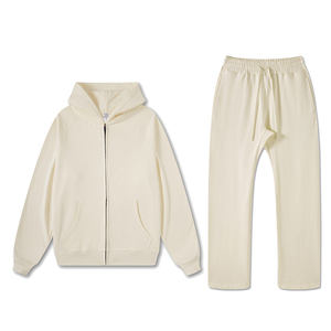 Ensemble de survêtement de haute qualité pour femmes, sweat à capuche zippé et pantalon évasé, personnalisable avec logo, rouge - Product Image 2