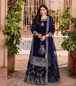 Ensemble Anarkali Sharara en velours noir pour femmes, broderie de paillettes, dupatta, tenue traditionnelle pour mariage et fête - Product Image 5