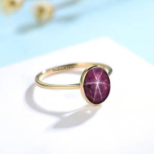 Anillo Estrella de Rubí Delicado con Diseño de Seis Rayos, Chapado en Oro de 14K, Joyería Minimalista con Piedras Preciosas, Anillo Lindy Star, Regalo de Cumpleaños para Ella - Product Image 3