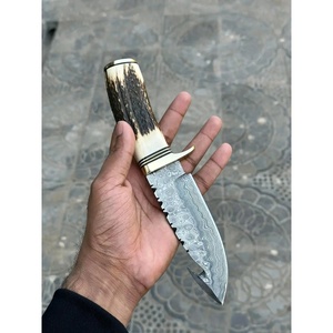 Cuchillo de desollar industrial de acero de Damasco hecho a mano por Ahmad Fabric, hoja de 9 pulgadas con punta de clip, mango de resina y funda de cuero. - Product Image 2