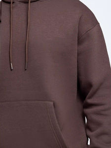 Sweat à capuche confortable pour homme, conçu avec un tissu respirant par des fournisseurs mondiaux de confiance - Product Image 3