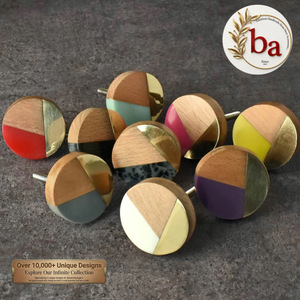 Perillas Modernas Redondas de Resina y Madera con Incrustaciones de Metal de Latón para Muebles de Hogar y Oficina, y Armarios - Product Image 1