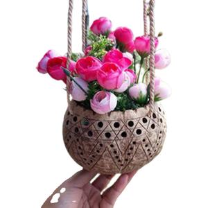 กระถางต้นไม้เปลือกมะพร้าวแบบยั่งยืน | กระถางปลูกมะพร้าว | ที่แขวนต้นไม้กะลามะพร้าวออกแบบได้ตามต้องการและราคาถูก - Product Image 1