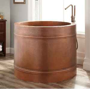 Bañera Independiente de Cobre Martillado, Acabado Pulido, Diseño Personalizable, Duradera, Lujosa, Elegante y Ecológica - Product Image 1