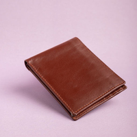 Dompet Kulit Klasik Asli untuk Pria dengan Desain Lipat Tipis, Ringan, Banyak Slot Kartu, Logo Dapat Disesuaikan