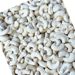Vietnam Factory Raw Cashew <b>Nuts</b> Cashew <b>Nuts</b> WW180, WW240, WW320, LP, WS Cashew <b>Nuts</b> Bulk Customer OEM ODM Requirement - Product Image 1