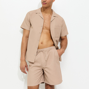 Shorts de sport décontractés pour hommes, séchage rapide, respirants, 100 % polyester, taille mi-haute, avec cordon de serrage, motif uni - Product Image 5