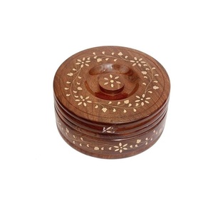 Wooden Chapati Box Distinctive Household Dining Feature Crafted to Deliver Practical Convenience and Refined <b>Aesthetics</b> - Product Image 2