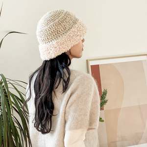Modèle de chapeau seau Nuvole SEULEMENT - Product Image 3
