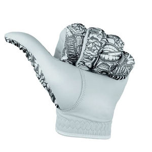 ถุงมือกอล์ฟหนัง PU สีขาวพรีเมียม สไตล์ลายสัก สำหรับมือขวา กันลื่น ปิดด้วยแถบตีนตุ๊กแก เหมาะสำหรับทุกเพศ ใช้สำหรับเล่นกีฬา - Product Image 3