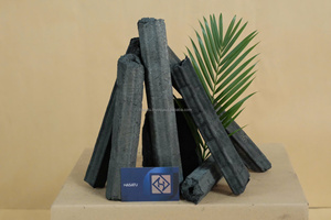 Briquettes de charbon de bois hexagonales en vrac à base de sciure de bois, avec un taux d'ash de moins de 6 % et une valeur calorifique inférieure à 7500 Kcal/kg, provenant du Vietnam, pour les restaurants de barbecue - Product Image 1