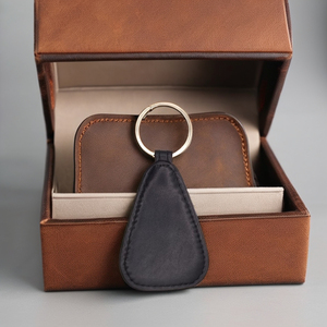 High Quality Custom Wedding Gift Keychains Genuine Leather <b>Bag</b> <b>Charm</b> Pendant Keyring Fashion Car Keyring Blank Keychains For Men - Product Image 4