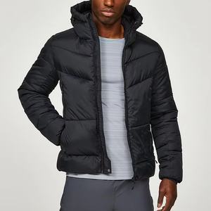 Vestes matelassées respirantes, à séchage rapide, personnalisées, de haute qualité, pour hommes et femmes, prix de gros, fabrication sur mesure, couleur et design personnalisés - Product Image 1