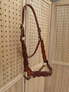 Conjunto de Arreos de Cuero Premium de Alta Calidad para Caballo, con Incrustaciones de Pelo de Vaca, Talla Personalizada, Óptima Comodidad y Durabilidad - Product Image 2