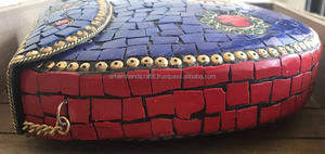 Mop Mosaic Metal Clutch Bag and Sling Bag Pochette indienne faite à la main pour femmes et filles à un prix abordable par LUXURY CRAFTS - Product Image 5