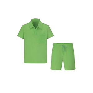 ชุดเสื้อโปโลและกางเกงขาสั้นผู้ชาย 2 ชิ้น สกรีนโลโก้ได้ตามต้องการ ระบายอากาศ แห้งเร็ว ผ้าฝ้าย 100% สำหรับฤดูร้อน - Product Image 1