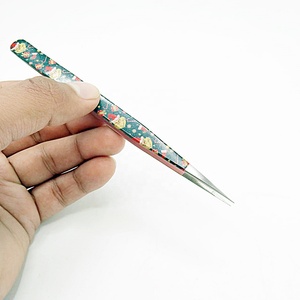 แหนบต่อขนตาธีมคริสต์มาส แหนบเคลือบกระดาษ ปลายตรง ปลายโค้ง ปลายแหลม แหนบสแตนเลส อุปกรณ์จับขนตา - Product Image 6