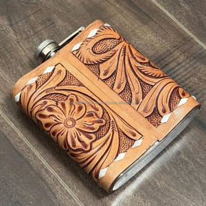 Petaca moderna de acero inoxidable de 8oz de cuero labrado a mano al por mayor Petaca de cuero de vaca de alta calidad caja de regalo de moda - Product Image 6