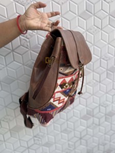 Nouvel arrivage de sac à dos en cuir véritable Jacquard fait à la main sac à dos sac à dos multi-usages sac à dos de créateur à usage occidental pour femmes - Product Image 2