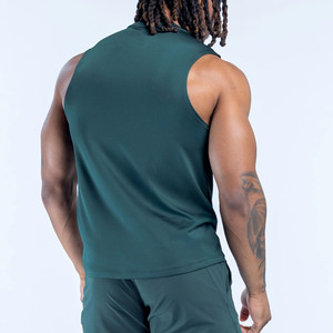 Camiseta sin mangas para hombre, modelo Green Racerback, de dos tonos, ligera, de tela elástica, para gimnasio y deporte, fabricada a medida. - Product Image 2