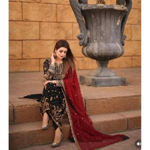 Conjunto de Fiesta de Diseñador, Top y Pantalón, Talla XL - Atuendo Elegante y con Estilo - Product Image 2