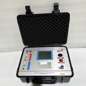 Tester del trasformatore tr per il rapporto di giri del trasformatore e la prova del gruppo di connessione - Product Image 1