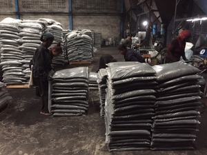 Ceniza de cáscara de arroz de grado industrial con un nivel de carbono superior al 6% – Ceniza de biomasa de bajo costo para aplicaciones de reutilización industrial - Product Image 5